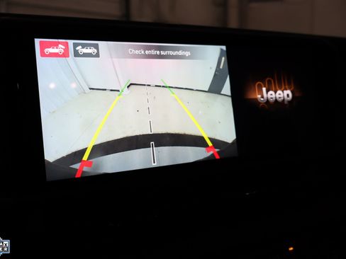 Used 2025 Jeep Wrangler Unlimited Rubicon image 22