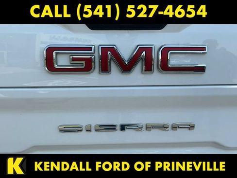 Used 2021 GMC Sierra 2500 AT4 w/ AT4 Premium Plus Package AWD/4WD image 28