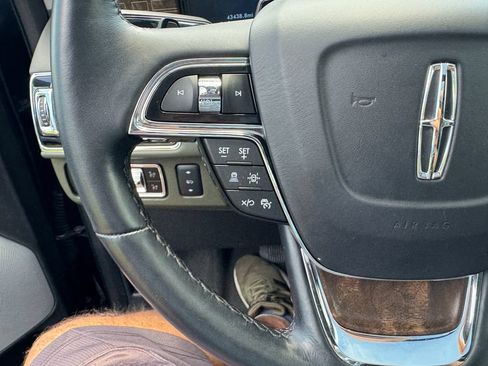 Used 2024 Lincoln Navigator Black Label AWD/4WD image 24