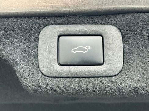 Used 2018 Lexus LS 500 w/ Interior Upgrade Package RWD image 16