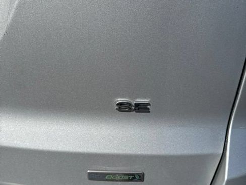 Used 2018 Ford EcoSport SE w/ SE Convenience Package FWD image 8