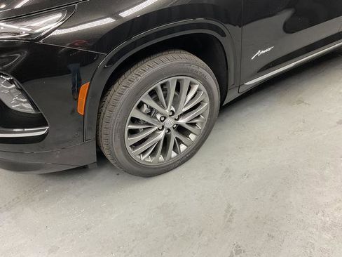 New 2026 Buick Enclave Avenir w/ Super Cruise Package AWD/4WD image 4
