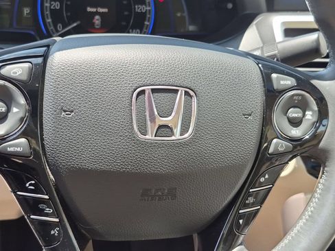 Used 2017 Honda Accord EX-L image 27