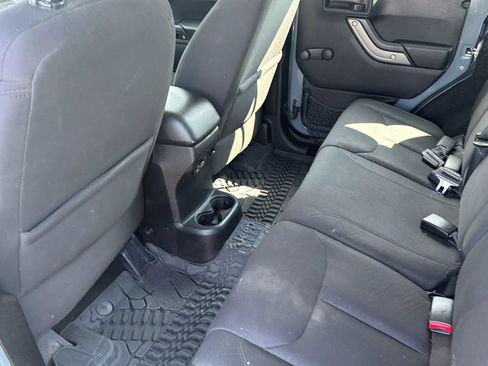 Used 2014 Jeep Wrangler Unlimited Sport w/ Connectivity Group AWD/4WD image 12