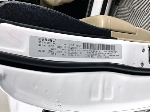 Used 2015 Dodge Durango Limited w/ Nav & Power Liftgate Group RWD image 33