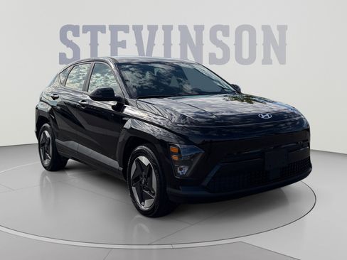 Certified 2024 Hyundai Kona SE FWD image 7