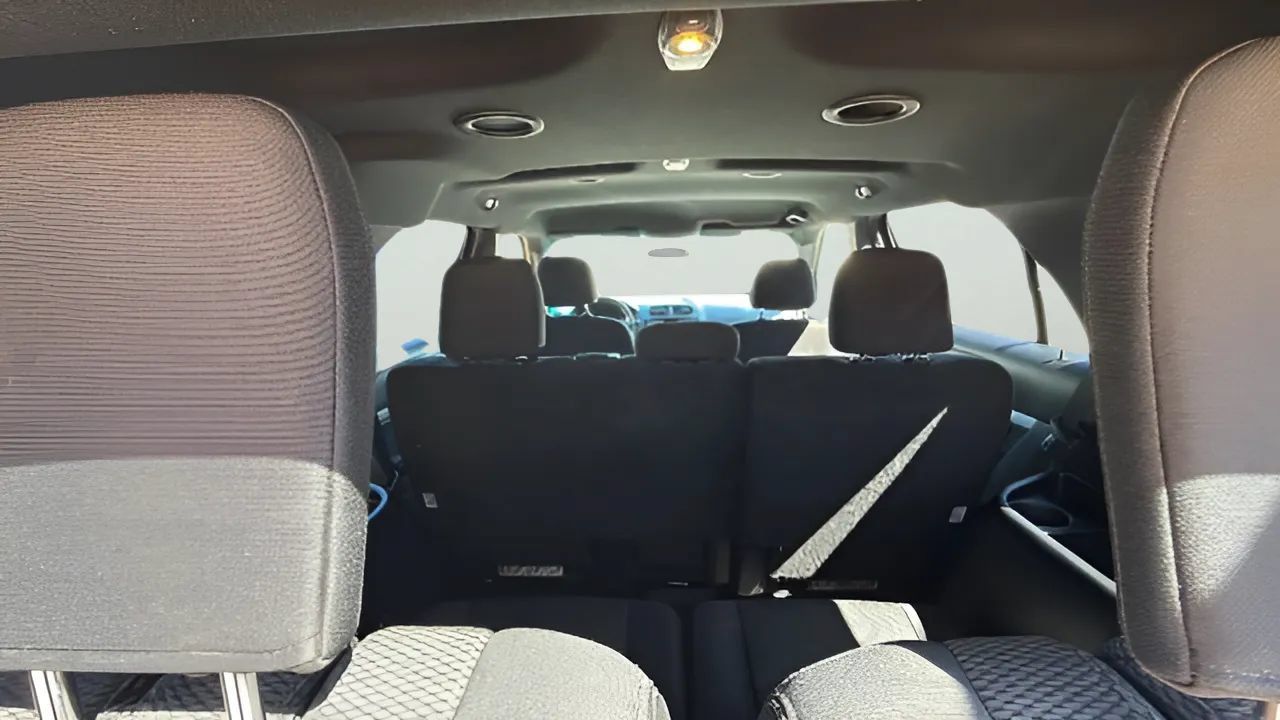Used 2016 Ford Explorer XLT AWD/4WD image 11