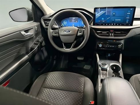 Used 2023 Ford Escape Active w/ Tech Pack #2 FWD image 25