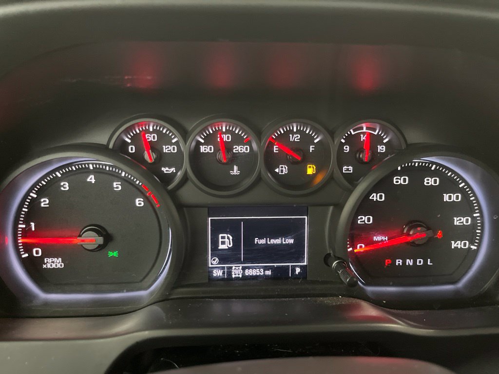 Used 2021 Chevrolet Silverado 2500 Custom w/ Custom Value Package AWD/4WD image 8