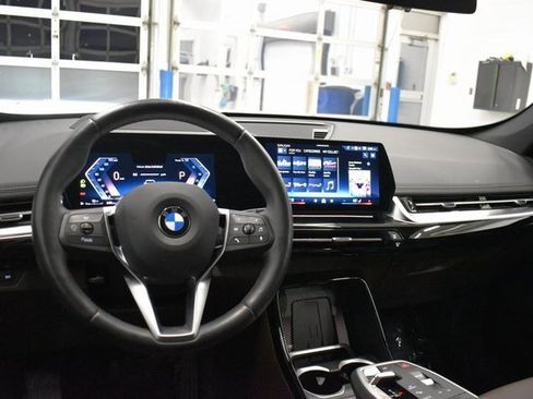 Used 2025 BMW X1 xDrive28i image 25