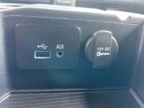Used 2016 RAM 1500 Tradesman AWD/4WD image 16
