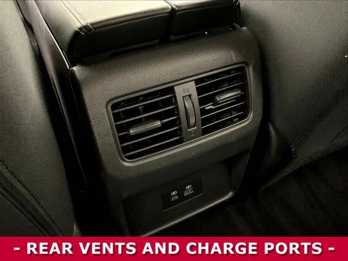 Certified 2023 Nissan Rogue SV FWD image 10