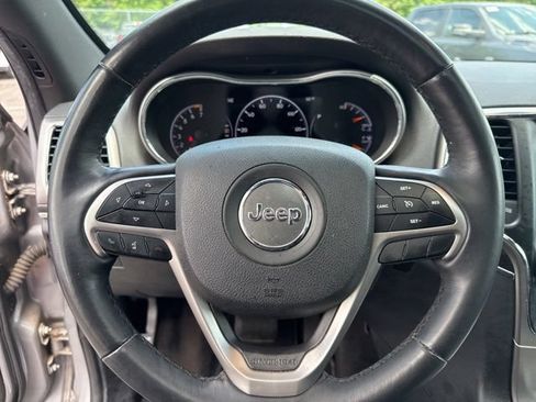 Used 2018 Jeep Grand Cherokee Limited AWD/4WD image 14