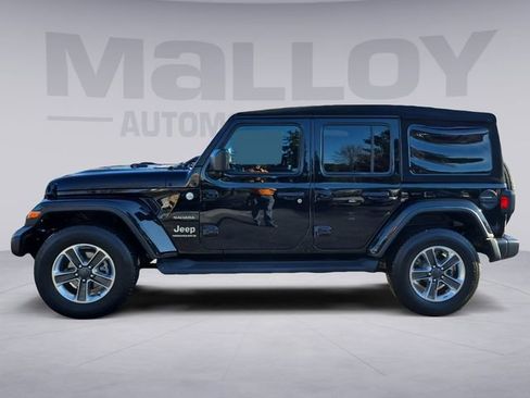 Used 2023 Jeep Wrangler Unlimited Sahara AWD/4WD image 2