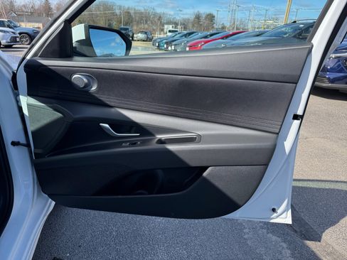 New 2026 Hyundai Elantra Blue image 29