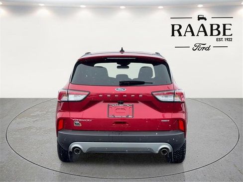 Used 2022 Ford Escape Titanium image 6