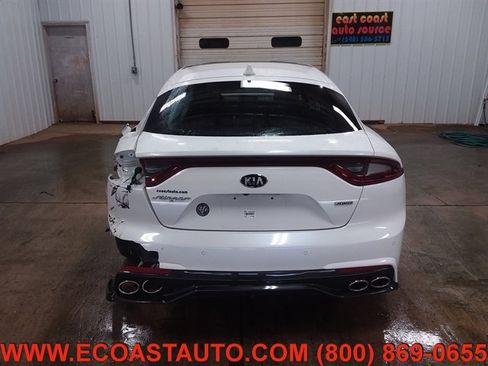 Used 2018 Kia Stinger Premium image 8