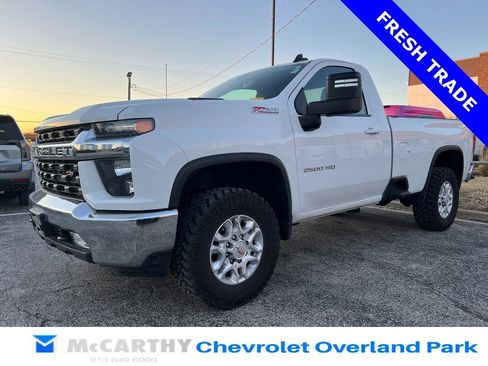 Used 2022 Chevrolet Silverado 2500 LT w/ Convenience Package image 6