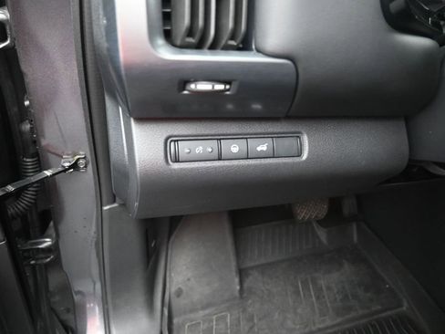 Used 2025 Nissan Pathfinder Rock Creek AWD/4WD image 13