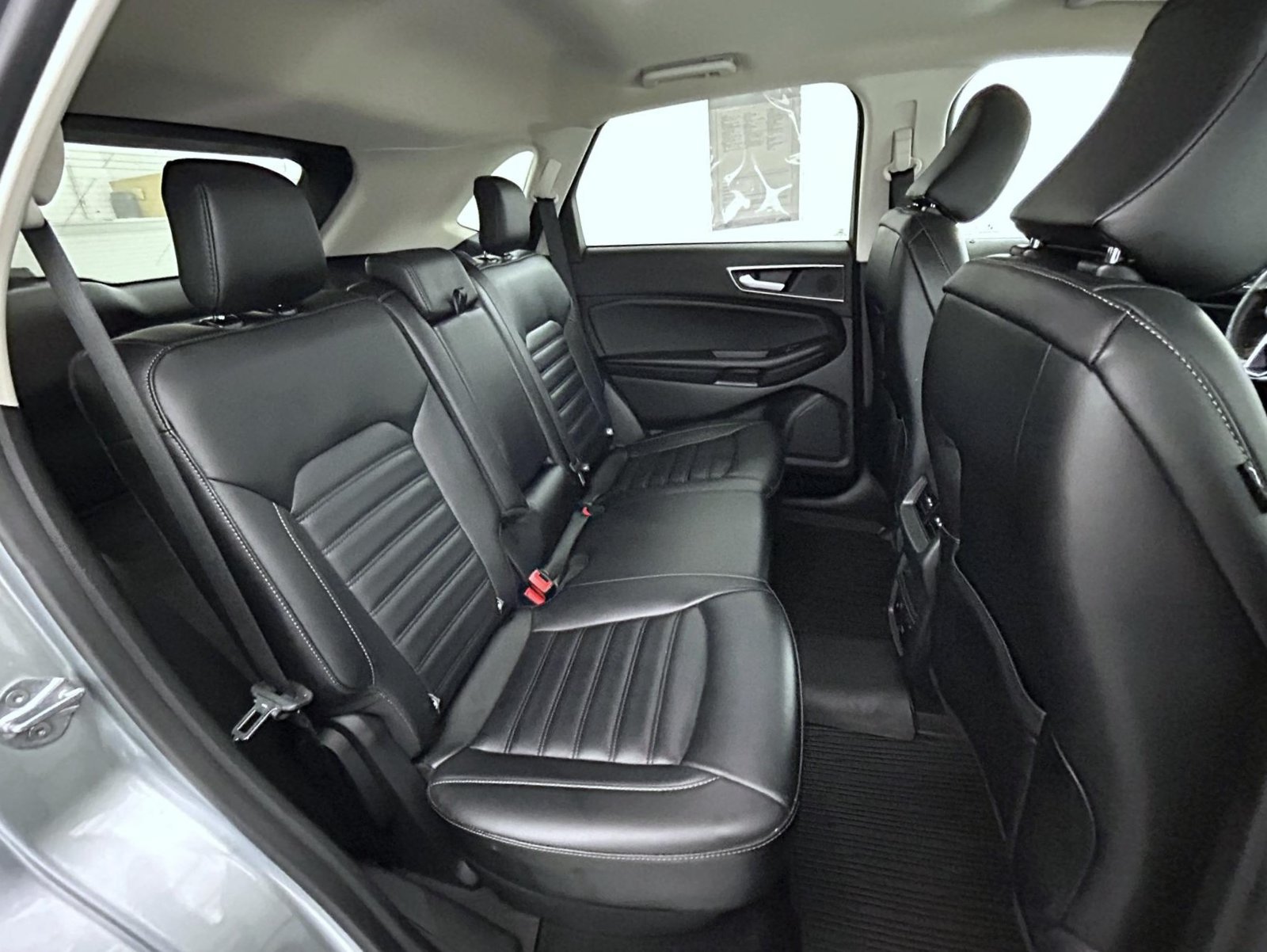 Used 2024 Ford Edge SEL w/ Convenience Package AWD/4WD image 18