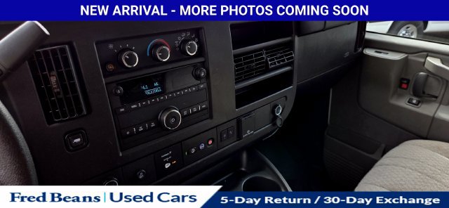 Used 2025 Chevrolet Express 3500 LT w/ LT Preferred Equipment Group RWD image 17