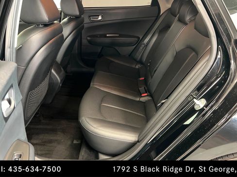 Used 2019 Kia Optima S image 21