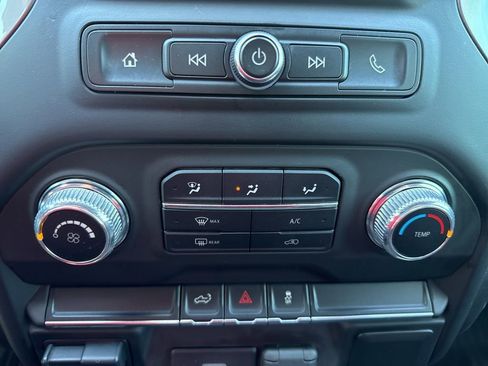 Used 2020 GMC Sierra 2500 4x4 Crew Cab w/ Convenience Package image 24