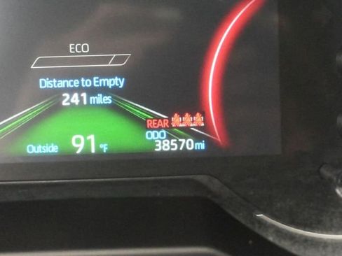 Used 2024 Toyota RAV4 LE image 14