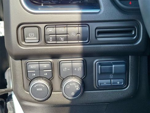 Certified 2023 Chevrolet Tahoe RST w/ Sport Performance Package AWD/4WD image 10