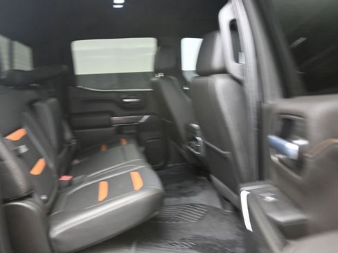 Used 2020 GMC Sierra 1500 AT4 w/ AT4 Premium Package image 18