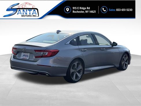 Used 2018 Honda Accord Touring image 19