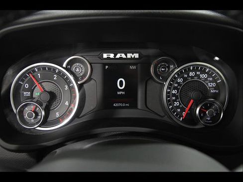 Used 2024 RAM 2500 Big Horn AWD/4WD image 8
