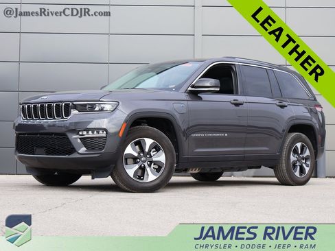 Used 2023 Jeep Grand Cherokee 4WD 4xe image 1