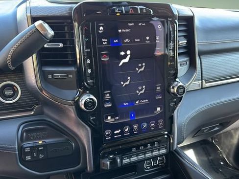 Used 2020 RAM 2500 Limited AWD/4WD image 32