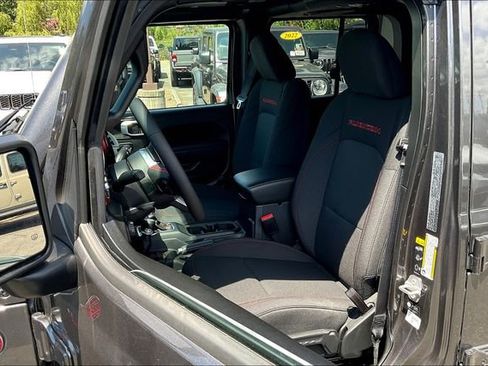 New 2023 Jeep Gladiator Rubicon w/ Trailer Tow Package image 9