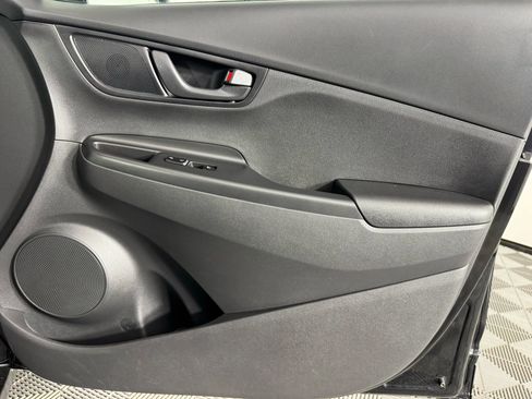 Used 2022 Hyundai Kona SEL image 38
