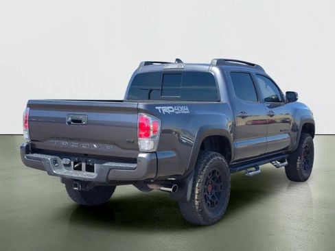 Used 2021 Toyota Tacoma TRD Off-Road w/ Technology Package AWD/4WD image 6