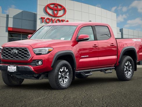 Used 2022 Toyota Tacoma TRD Off-Road image 7