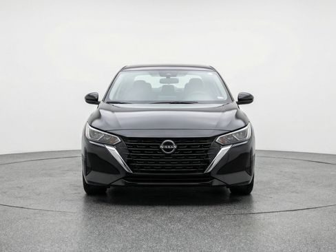 Used 2025 Nissan Sentra SV FWD image 2