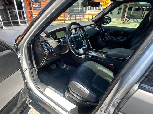 Used 2018 Land Rover Range Rover Supercharged AWD/4WD image 9