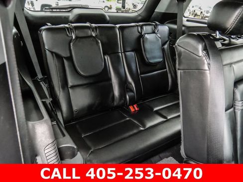 Used 2023 Ford Explorer XLT w/ Equipment Group 202A AWD/4WD image 42