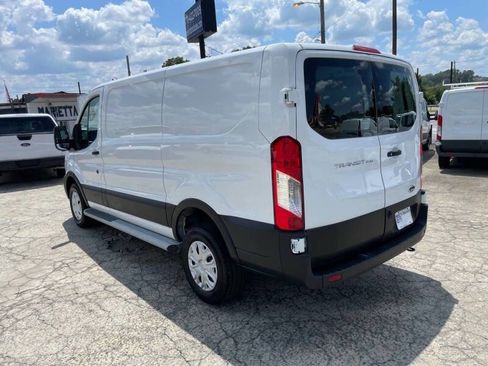 Used 2024 Ford Transit 250 250 3dr SWB Low Roof Cargo Van w/ Exterior Upgrade Package image 4