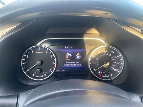 Used 2024 Nissan Murano SV image 19