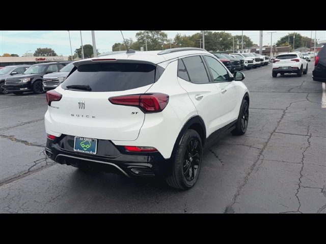 Certified 2024 Buick Encore GX Sport Touring w/ Comfort Package FWD image 8