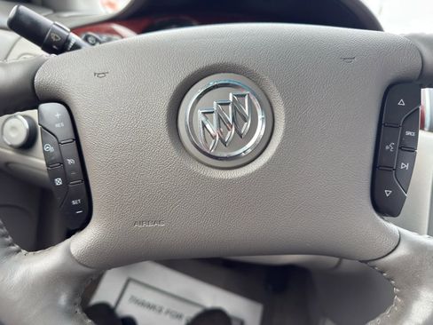 Used 2008 Buick Lucerne CXL w/ Luxury Package image 17