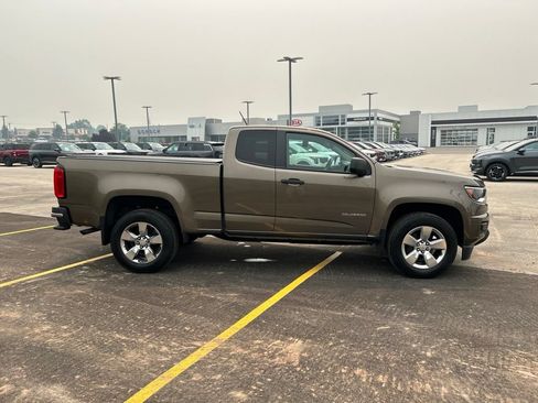 Used 2016 Chevrolet Colorado W/T w/ WT Convenience Package RWD image 6