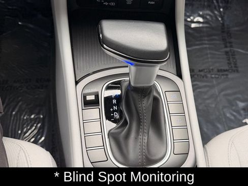 Used 2025 Hyundai Kona SEL AWD/4WD image 18
