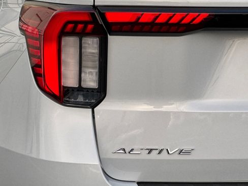 New 2026 Ford Explorer Active image 27