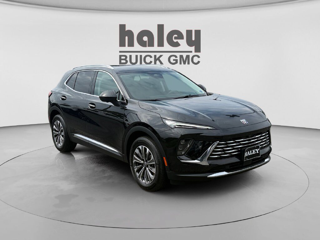 Used 2025 Buick Envision Preferred AWD/4WD image 7