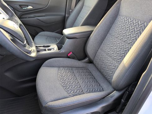 Certified 2023 Chevrolet Equinox LT image 9